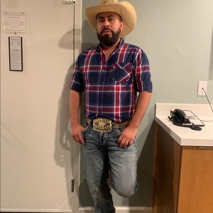 Meet your Posher, Juan